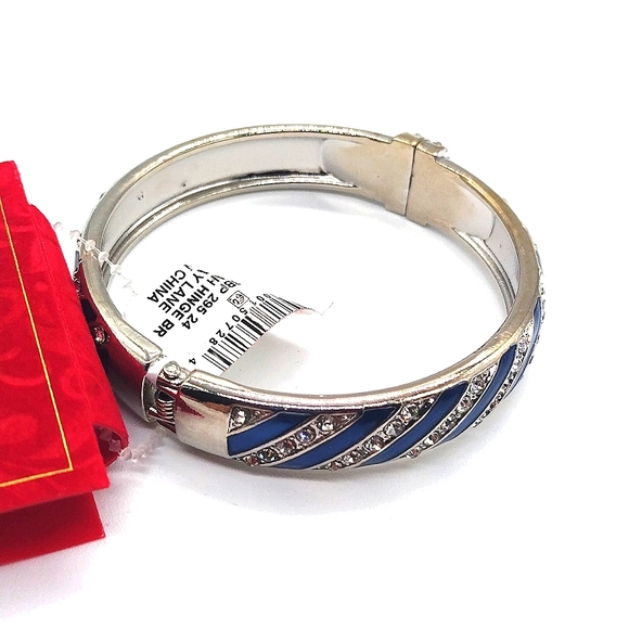 50% off! MACY'S Holiday Lane Pave Blue Silver Cubic Zirconia CZ Bangle Bracelet - Picture 3 of 4